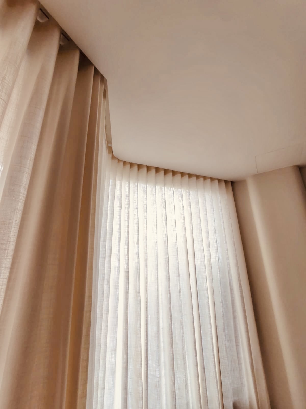 Special Shape & Special Curtains 3-min
